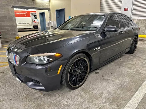 2011 BMW 550i xDrive Sedan