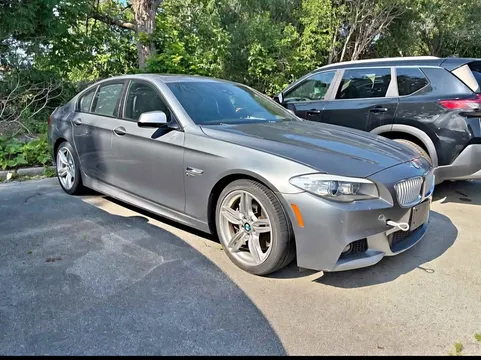 2011 BMW 5 Series 550i xDrive Sedan 4D