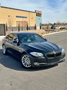 2011 BMW 5 Series 550i xDrive Sedan