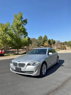 2011 BMW 5 Series 550i xDrive Sedan 4D
