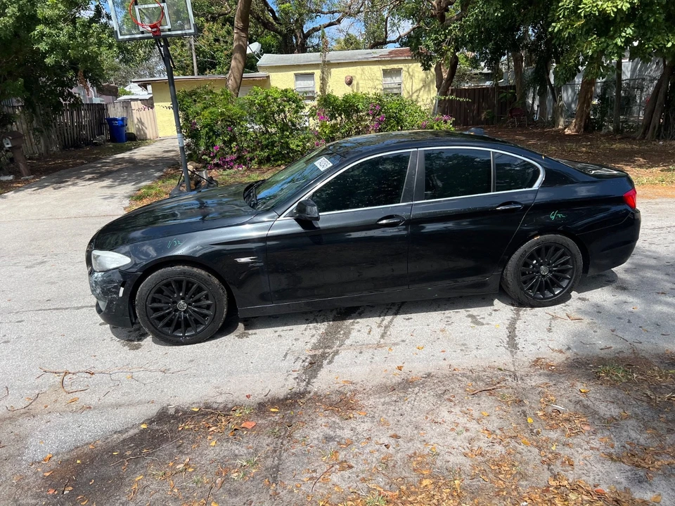 2011 BMW F10 5 Series Sedan - Image 16 of 21