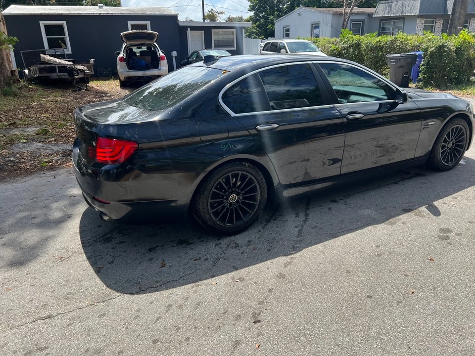 2011 BMW F10 5 Series Sedan - Image 8 of 21