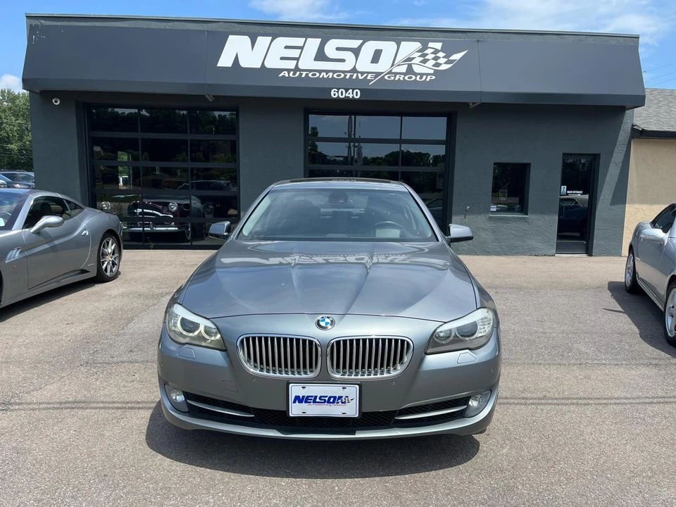 2011 BMW F10 5 Series Sedan - Image 2 of 31