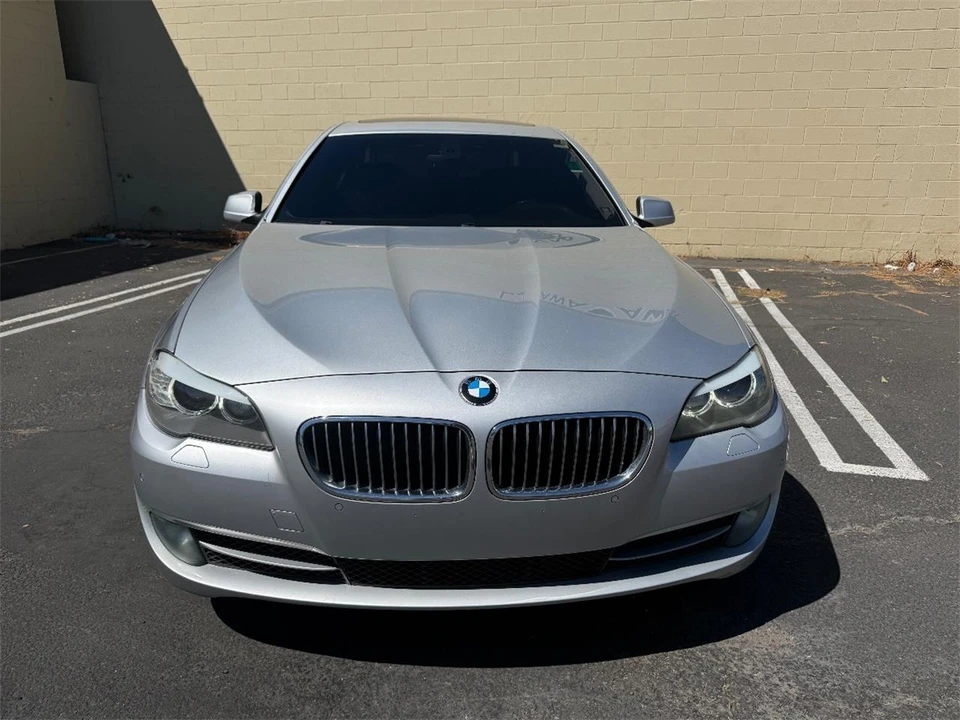 2011 BMW F10 5 Series Sedan - Image 4 of 28