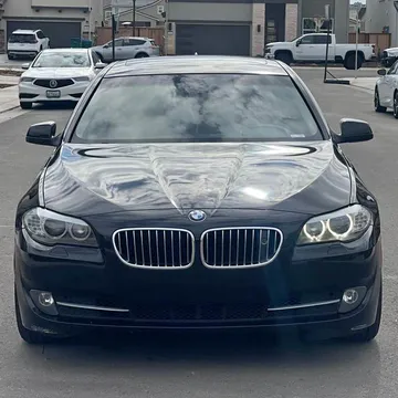 2011 BMW 528i Sedan