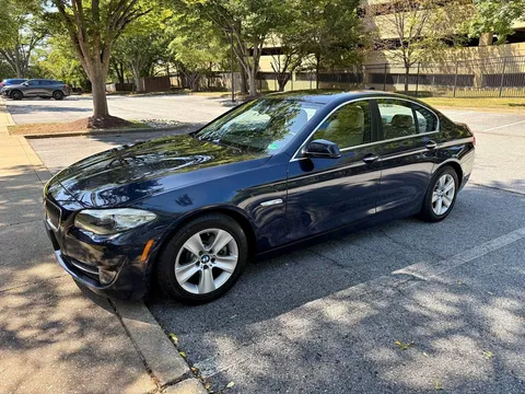 2011 BMW 528i Sedan