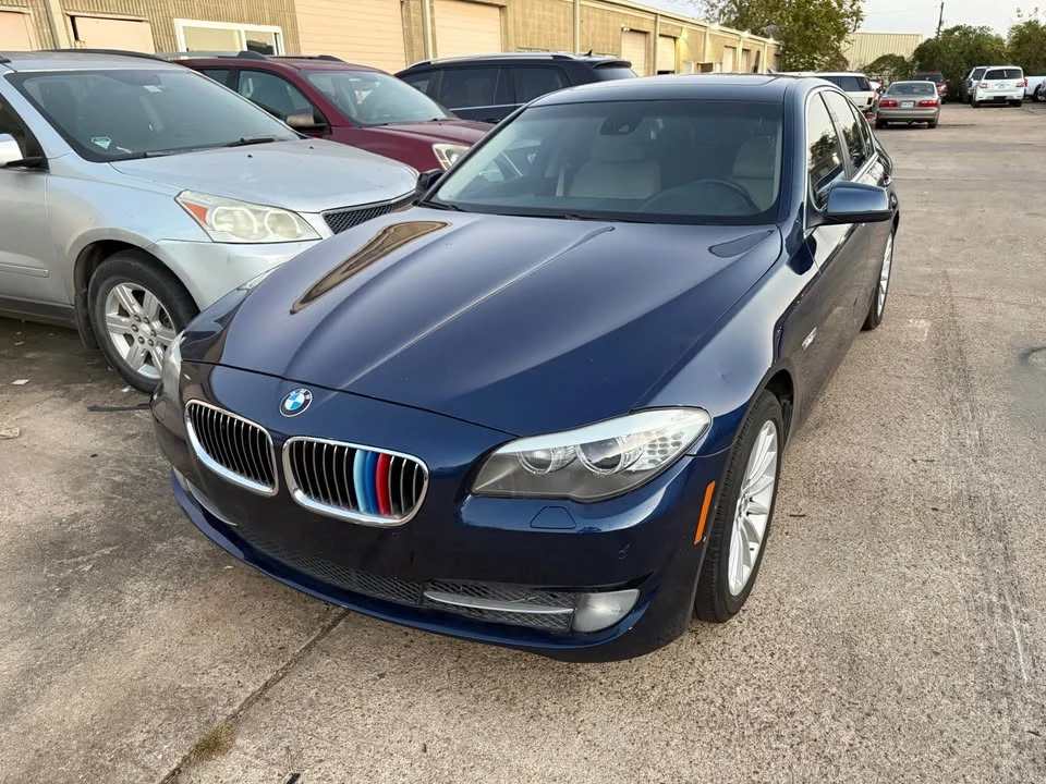 2011 BMW 5 Series - Image 2 of 12