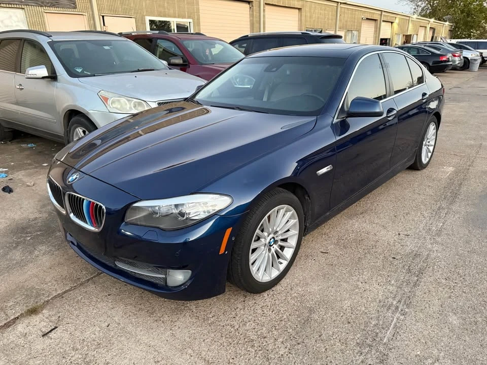 2011 BMW 5 Series - Image 10 of 12