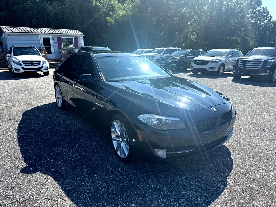 2011 BMW F10 5 Series Sedan - Image 3 of 15
