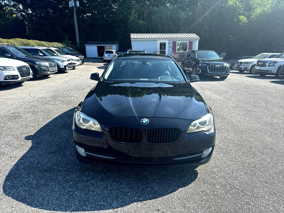 2011 BMW F10 5 Series Sedan - Image 2 of 15