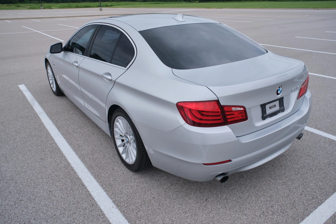 2011 BMW F10 5 Series Sedan - Image 11 of 31