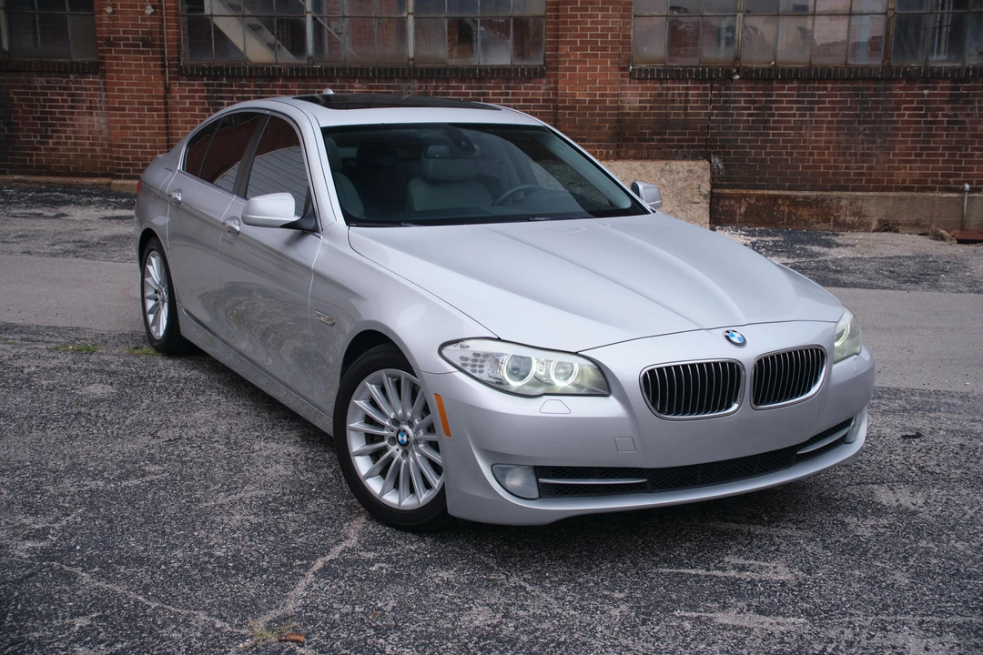 2011 BMW F10 5 Series Sedan - Image 21 of 31