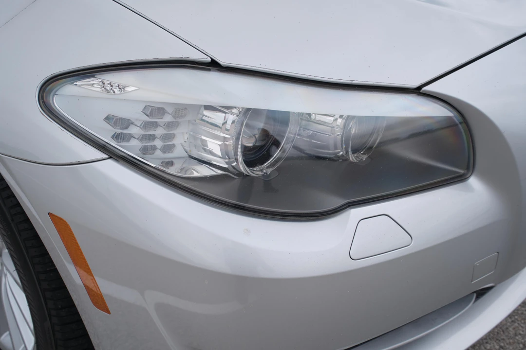 2011 BMW F10 5 Series Sedan - Image 22 of 31