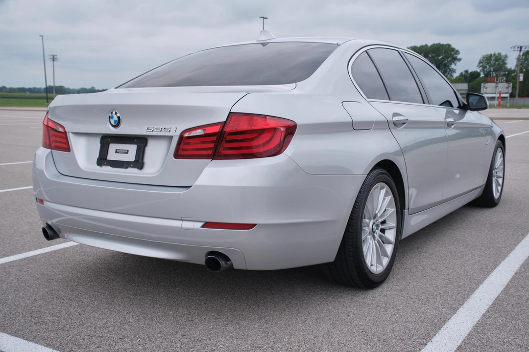 2011 BMW F10 5 Series Sedan - Image 13 of 31
