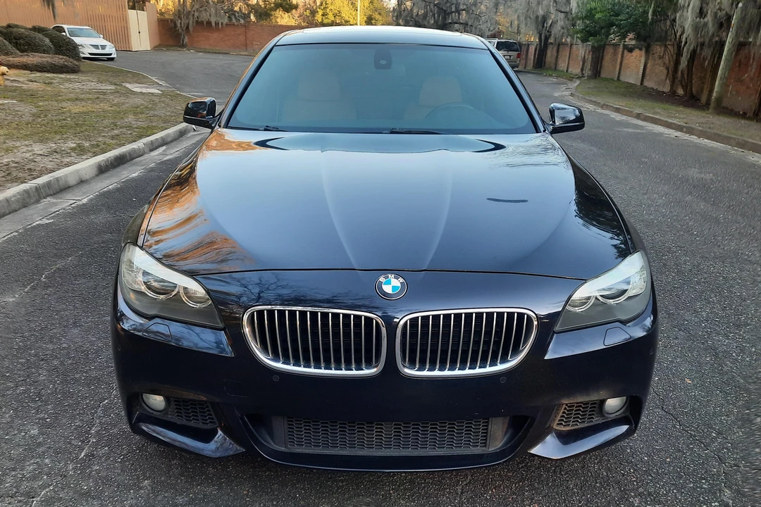 2011 BMW F10 5 Series Sedan - Image 2 of 31