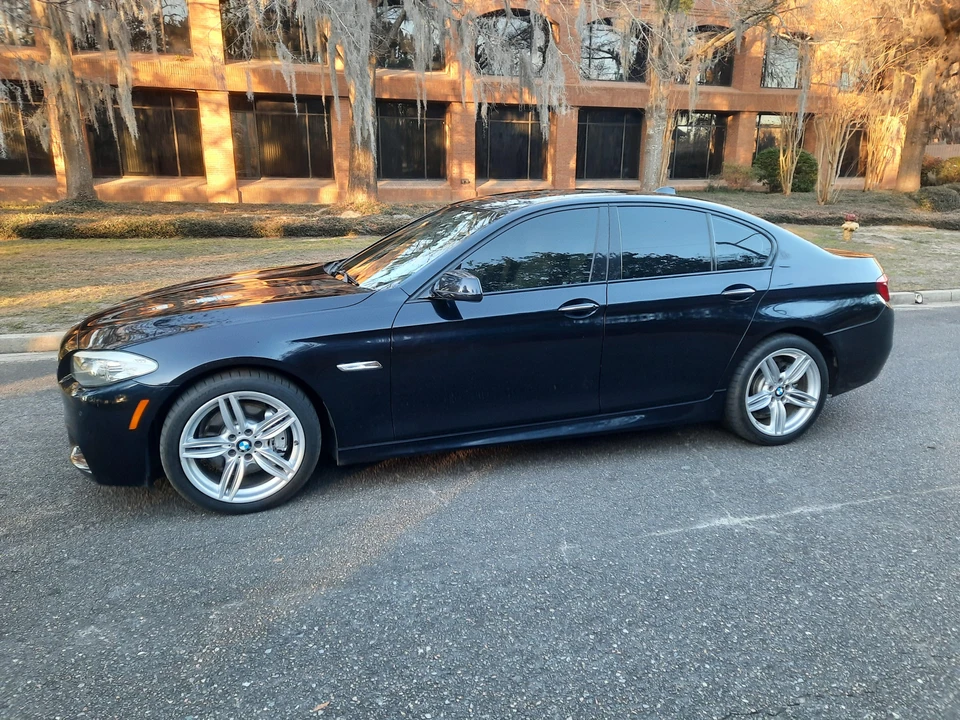 2011 BMW F10 5 Series Sedan - Image 13 of 31