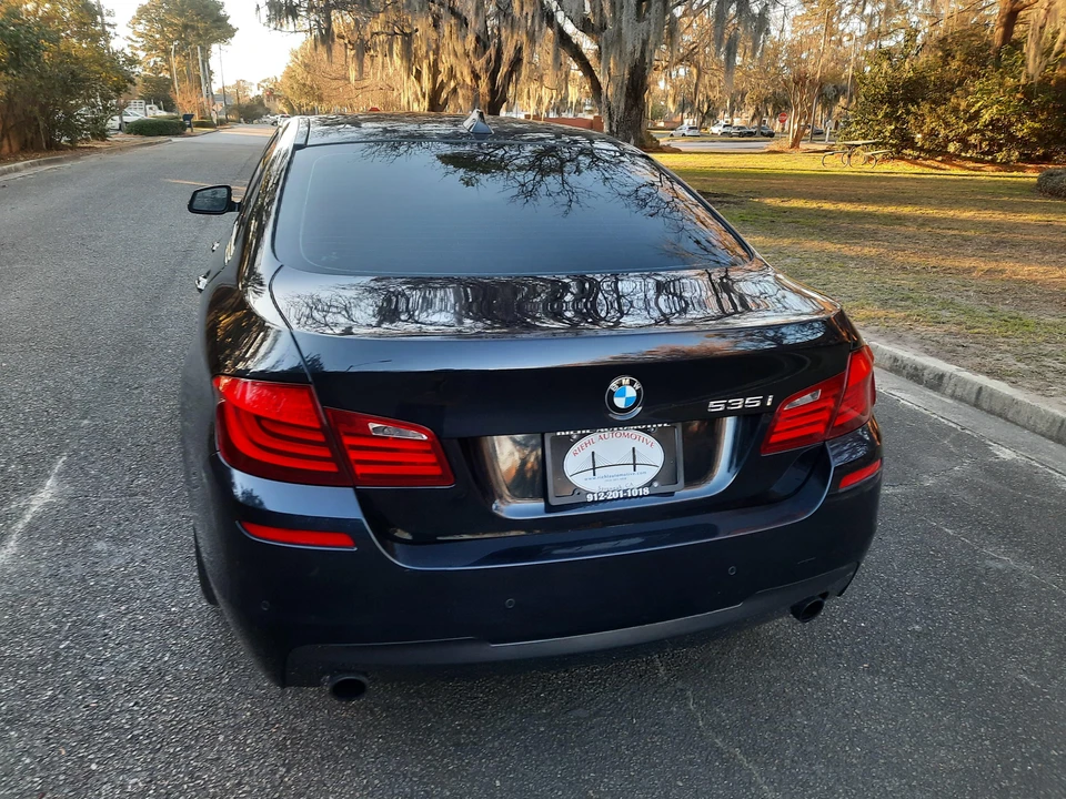 2011 BMW F10 5 Series Sedan - Image 22 of 31