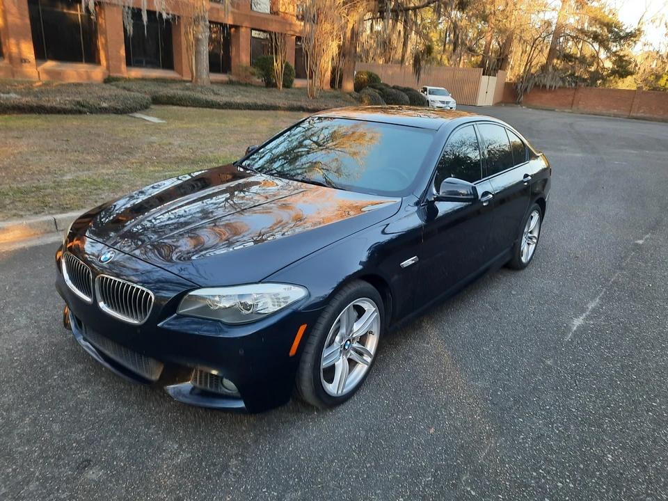 2011 BMW F10 5 Series Sedan - Image 11 of 31
