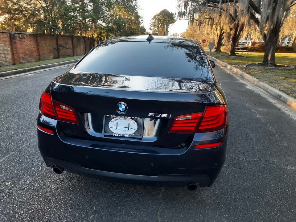 2011 BMW F10 5 Series Sedan - Image 24 of 31