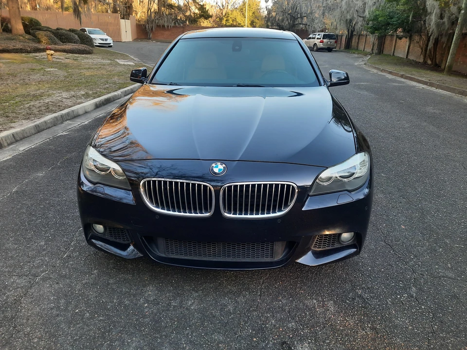 2011 BMW F10 5 Series Sedan - Image 7 of 31