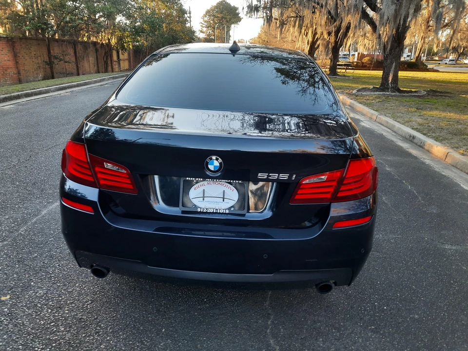 2011 BMW F10 5 Series Sedan - Image 23 of 31