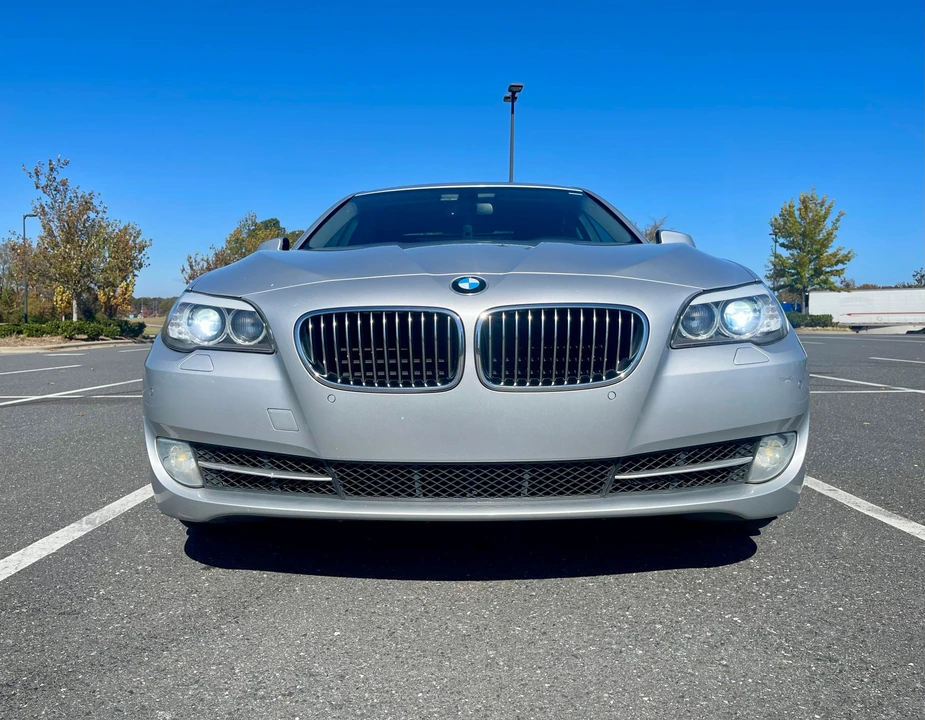 2011 BMW F10 5 Series Sedan - Image 6 of 31