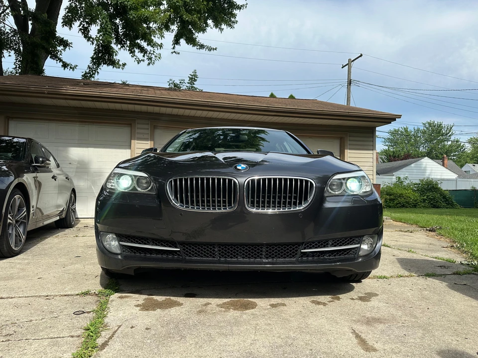 2011 BMW F10 5 Series Sedan - Image 6 of 31