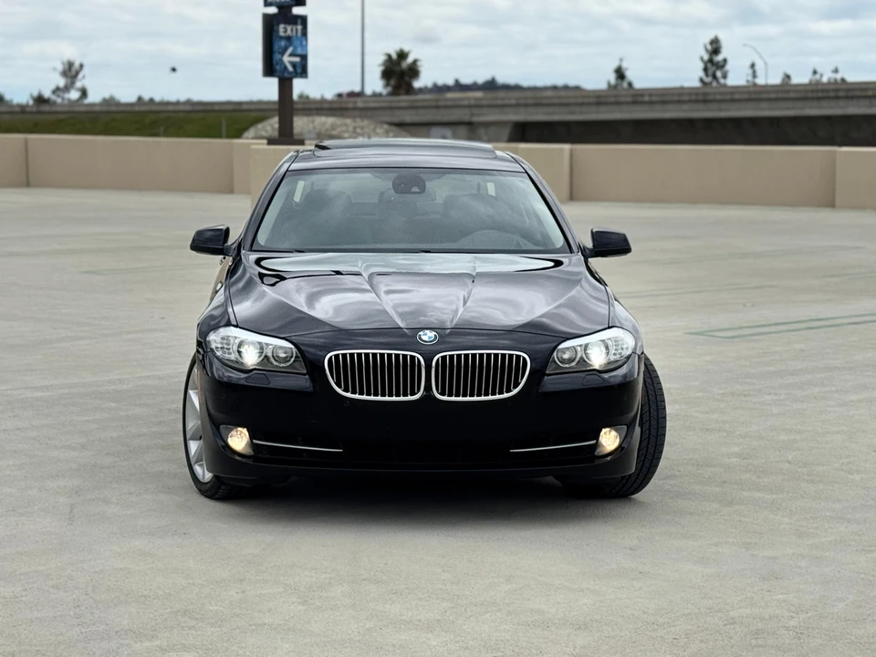 2011 BMW F10 5 Series Sedan - Image 6 of 31
