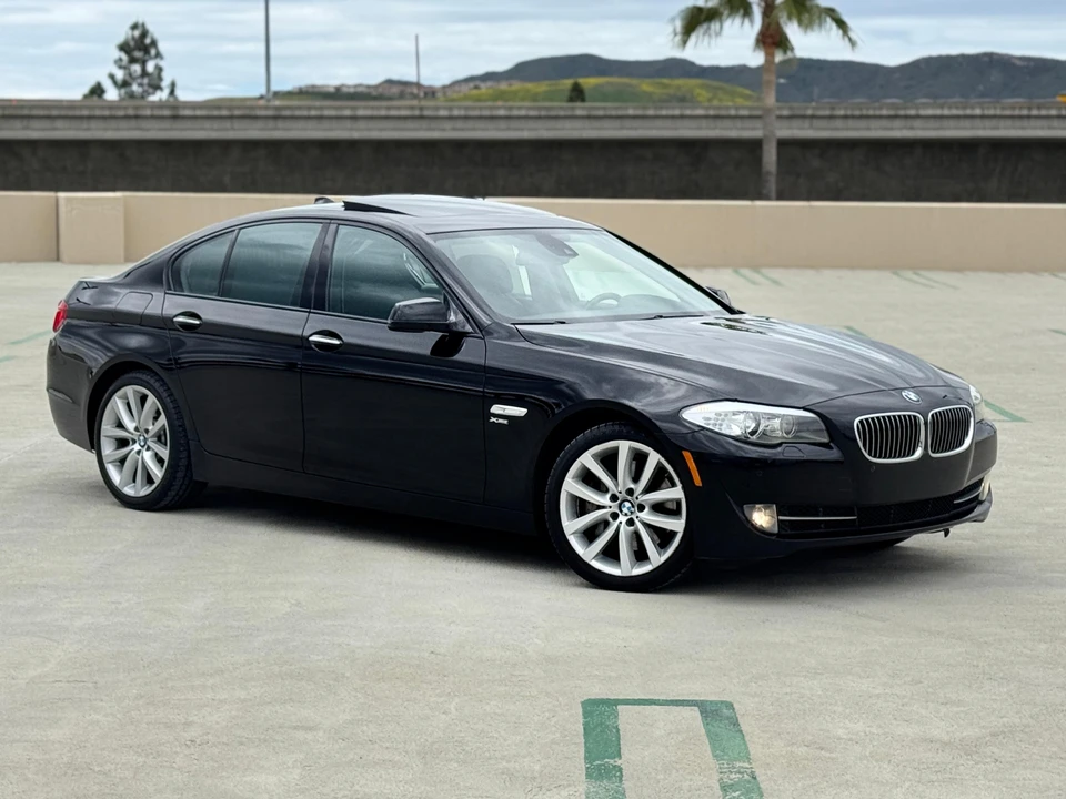 2011 BMW F10 5 Series Sedan - Image 13 of 31
