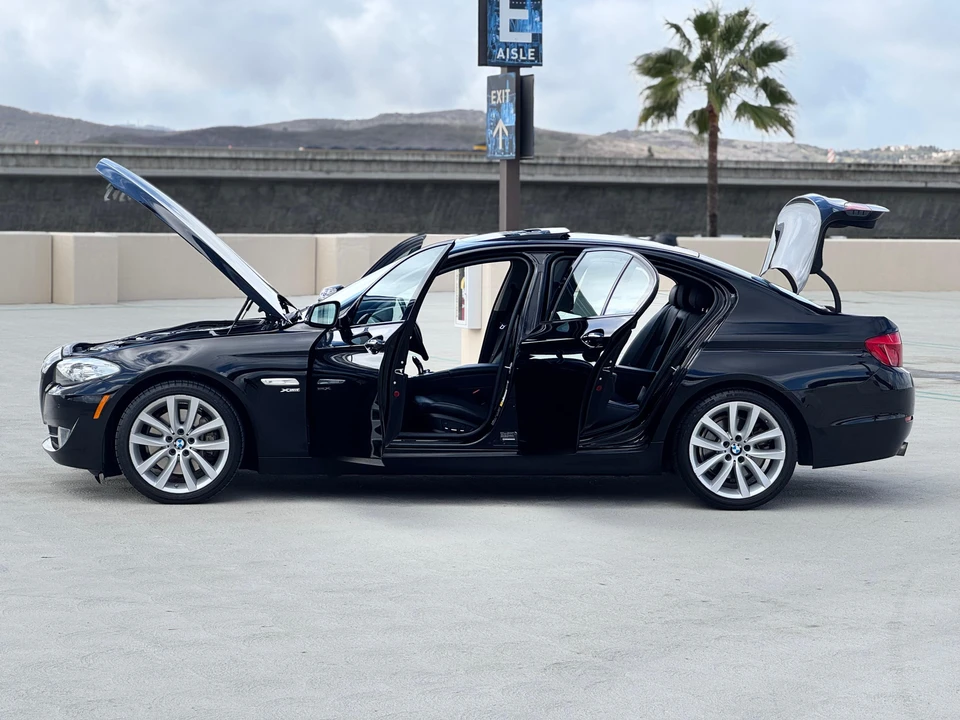 2011 BMW F10 5 Series Sedan - Image 18 of 31