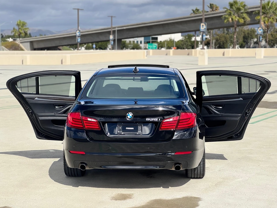 2011 BMW F10 5 Series Sedan - Image 20 of 31