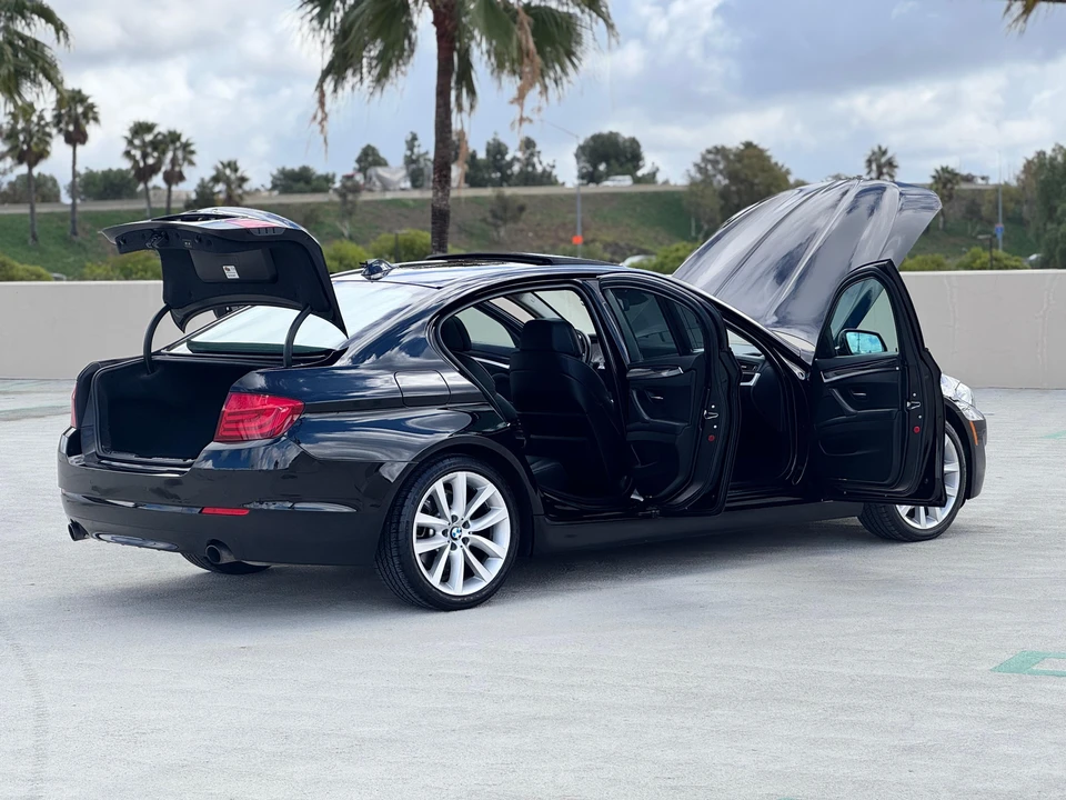 2011 BMW F10 5 Series Sedan - Image 22 of 31
