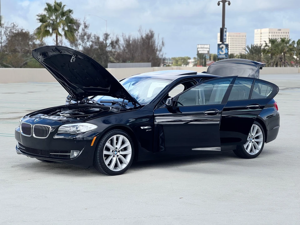 2011 BMW F10 5 Series Sedan - Image 17 of 31