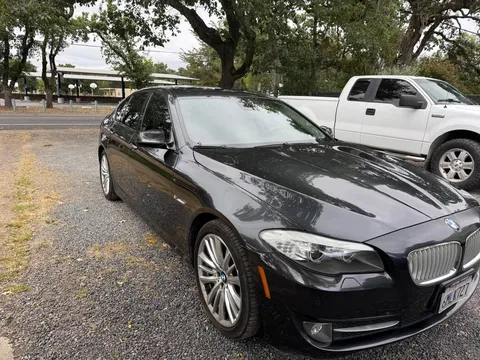 2011 BMW 550i