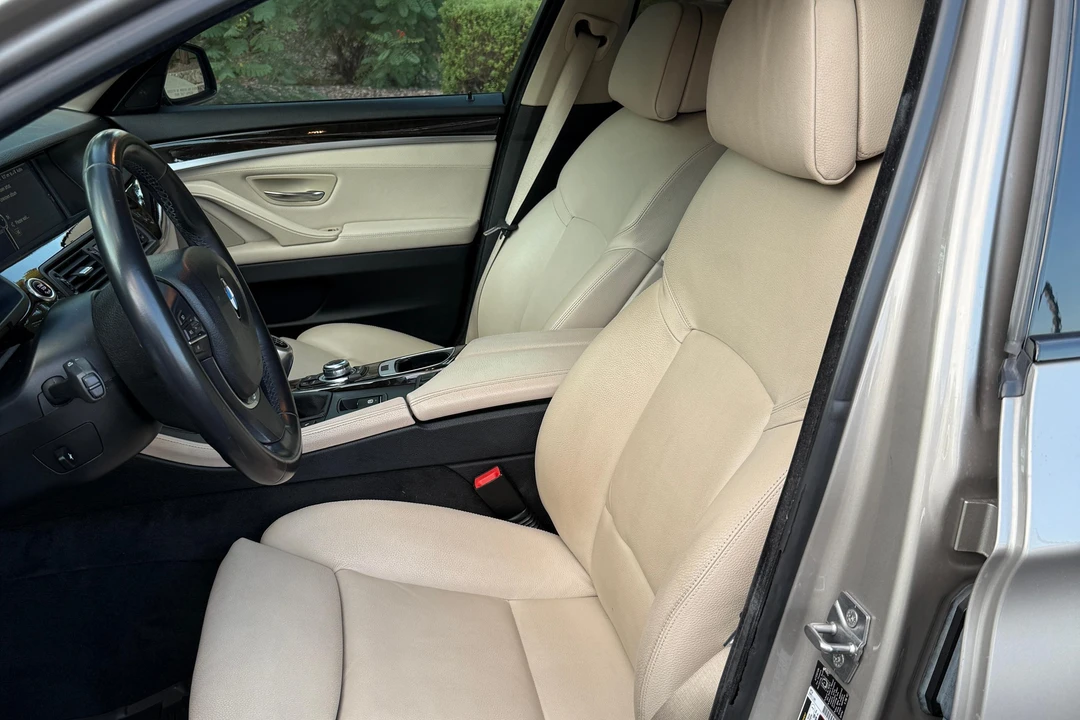 2011 BMW F10 550i & M550d Sedan - Image 27 of 31