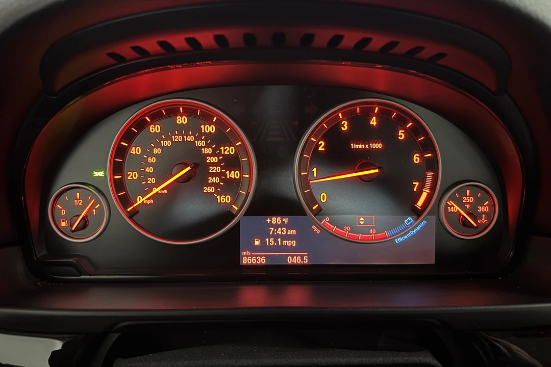 2011 BMW F10 550i & M550d Sedan - Image 29 of 31