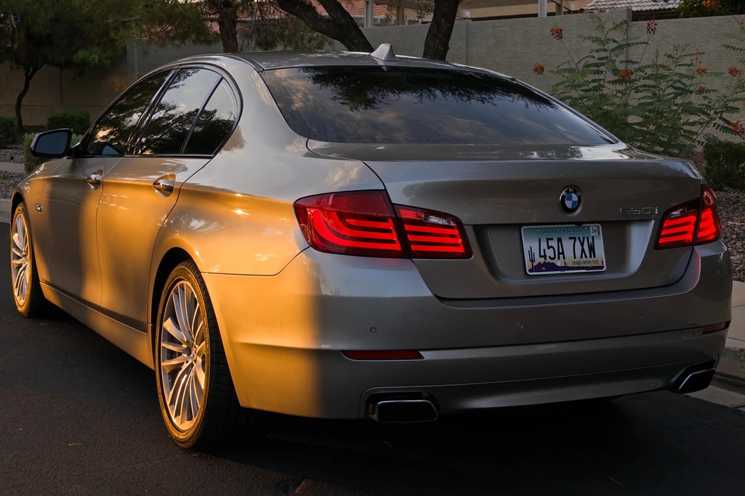 2011 BMW F10 550i & M550d Sedan - Image 4 of 31