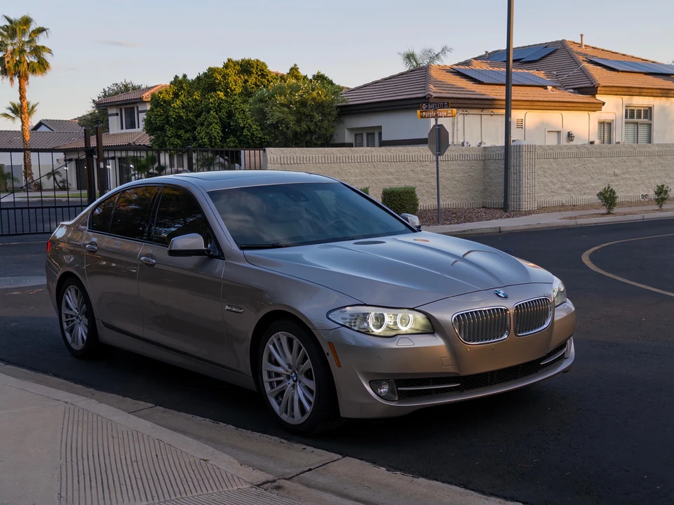 2011 BMW F10 550i & M550d Sedan - Image 12 of 31