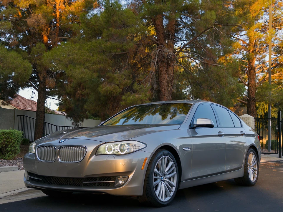 2011 BMW F10 550i & M550d Sedan - Image 6 of 31
