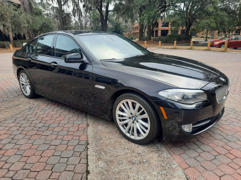 2011 BMW F10 550i & M550d Sedan - Image 23 of 31