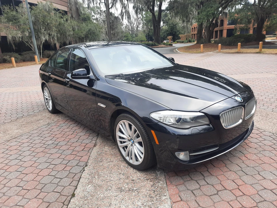 2011 BMW F10 550i & M550d Sedan - Image 24 of 31