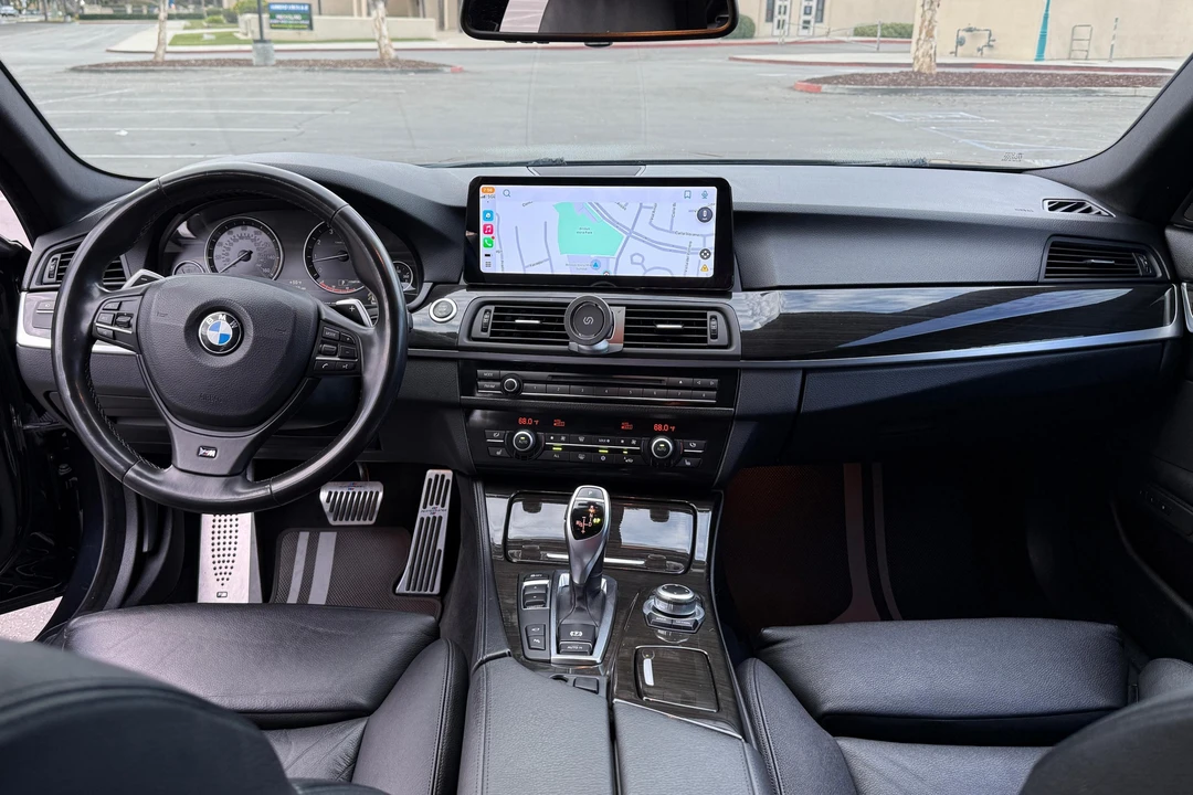 2011 BMW F10 550i & M550d Sedan - Image 23 of 31