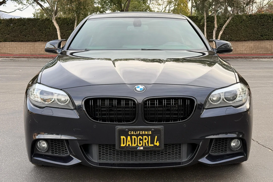 2011 BMW F10 550i & M550d Sedan - Image 2 of 31
