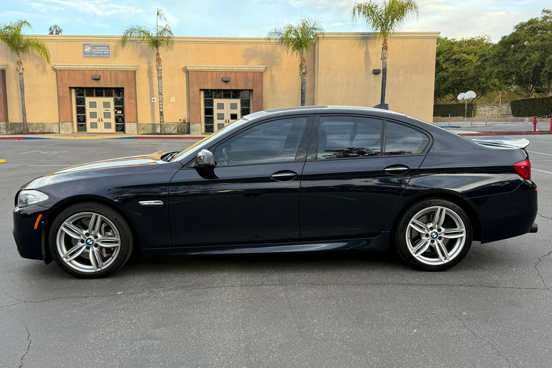 2011 BMW F10 550i & M550d Sedan - Image 3 of 31