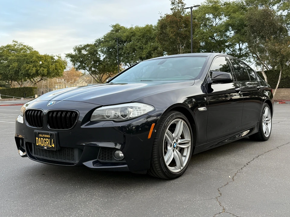 2011 BMW F10 550i & M550d Sedan - Image 6 of 31