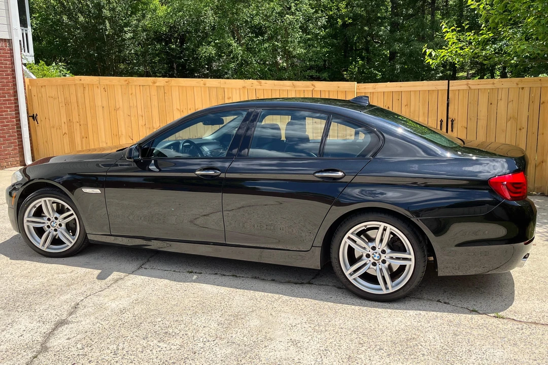 2011 BMW F10 550i & M550d Sedan - Image 3 of 31