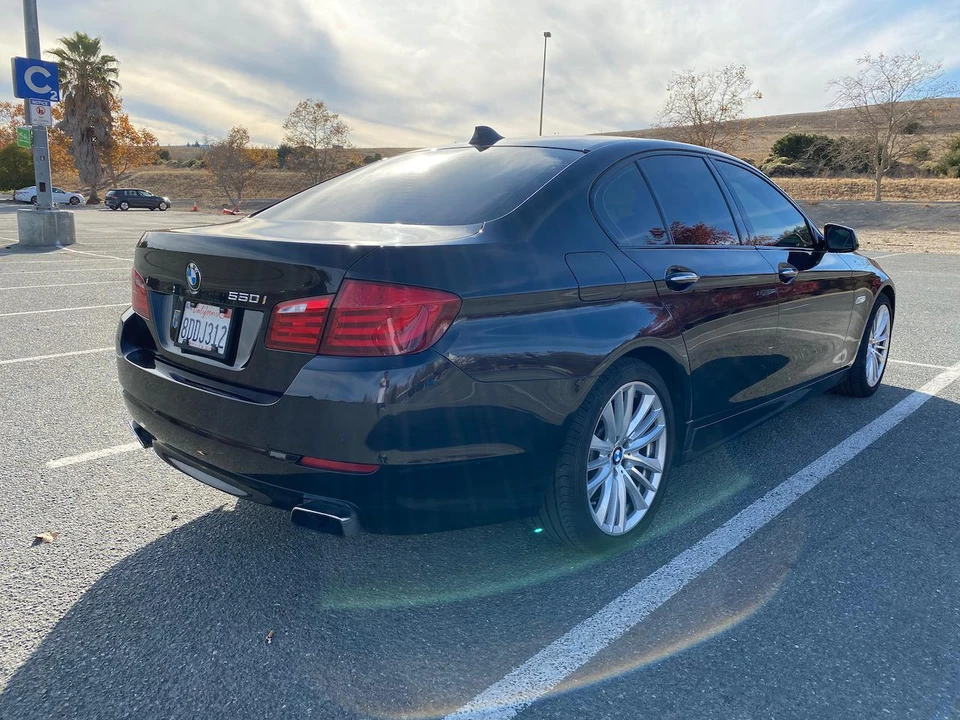 2011 BMW F10 550i & M550d Sedan - Image 16 of 31
