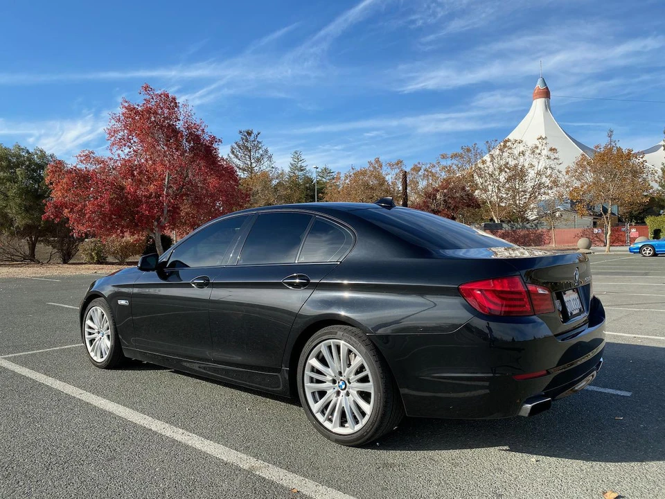 2011 BMW F10 550i & M550d Sedan - Image 11 of 31