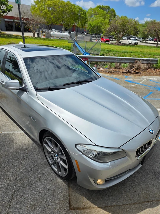 2011 BMW F10 550i & M550d Sedan - Image 13 of 31