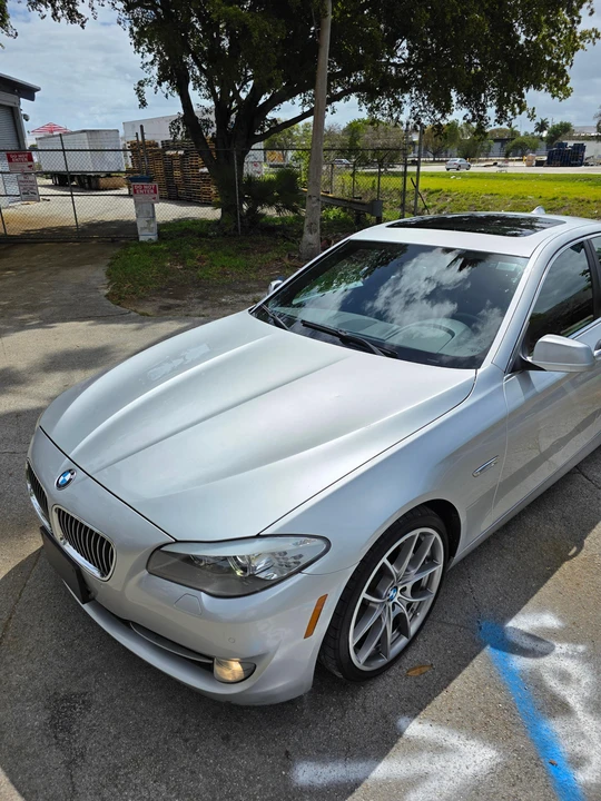 2011 BMW F10 550i & M550d Sedan - Image 15 of 31